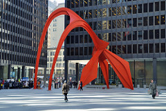 Alexander Calder
Flamingo, 1974
Painted steel stabile
53-foot Alexander Calder
Flamingo, 1974
Painted steel stabile
53-foot