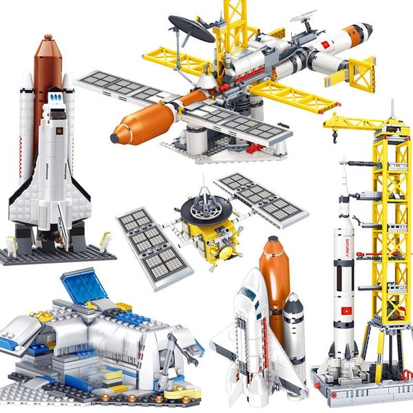 Adventure In A Spacecraft Essay Examples