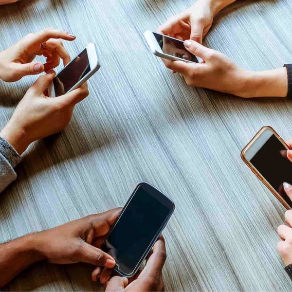 mobile addiction in youth essay