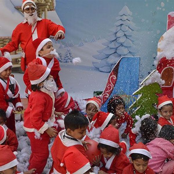 Christmas Day Celebration In School Essay Examples