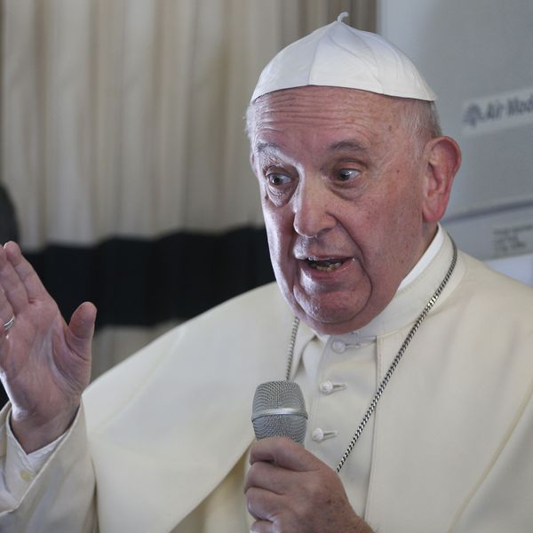 Criticism Pope Essay Examples