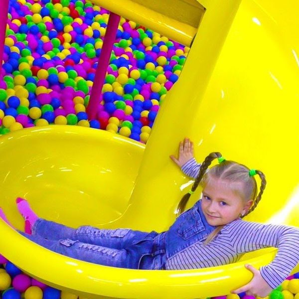 Entertainment For Kids Essay Examples