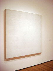 Robert Ryman
Twin, 1966
Oil on cotton
6' 3 3/4 Robert Ryman
Twin, 1966
Oil on cotton
6' 3 3/4